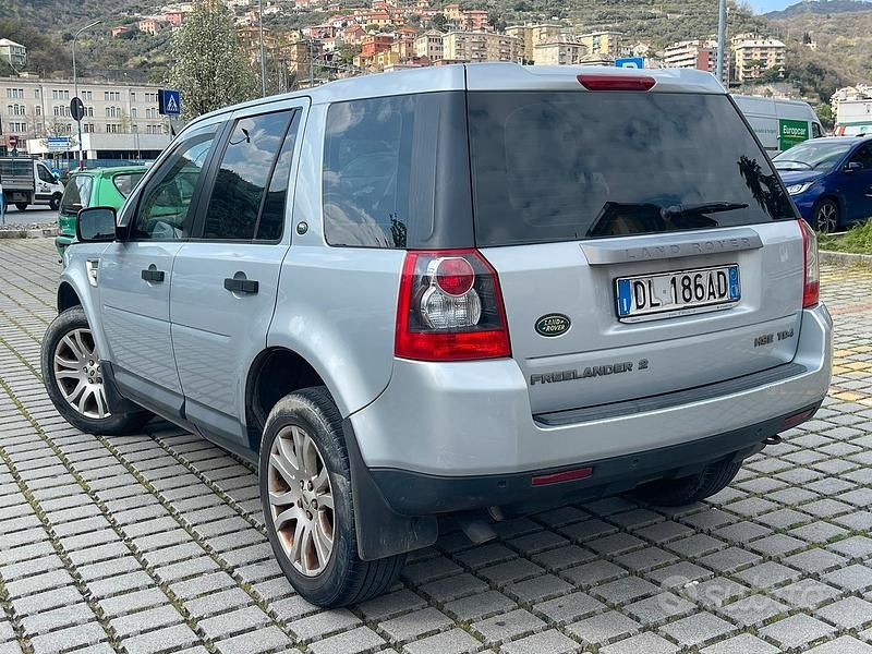 Usata Land Rover Freelander 2 HSE 160 CV (117 kW) 2007 Grigio SUV