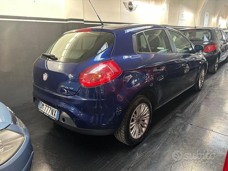 Usata Fiat Bravo Dynamic 90 CV (66 kW) 2008 Blu Utilitaria
