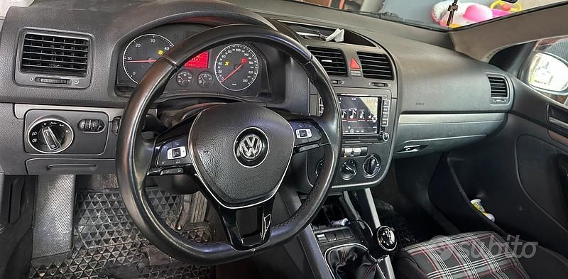 Usata VW Golf IV Comfortline 140 CV (102 kW) 2004 Blu Berlina