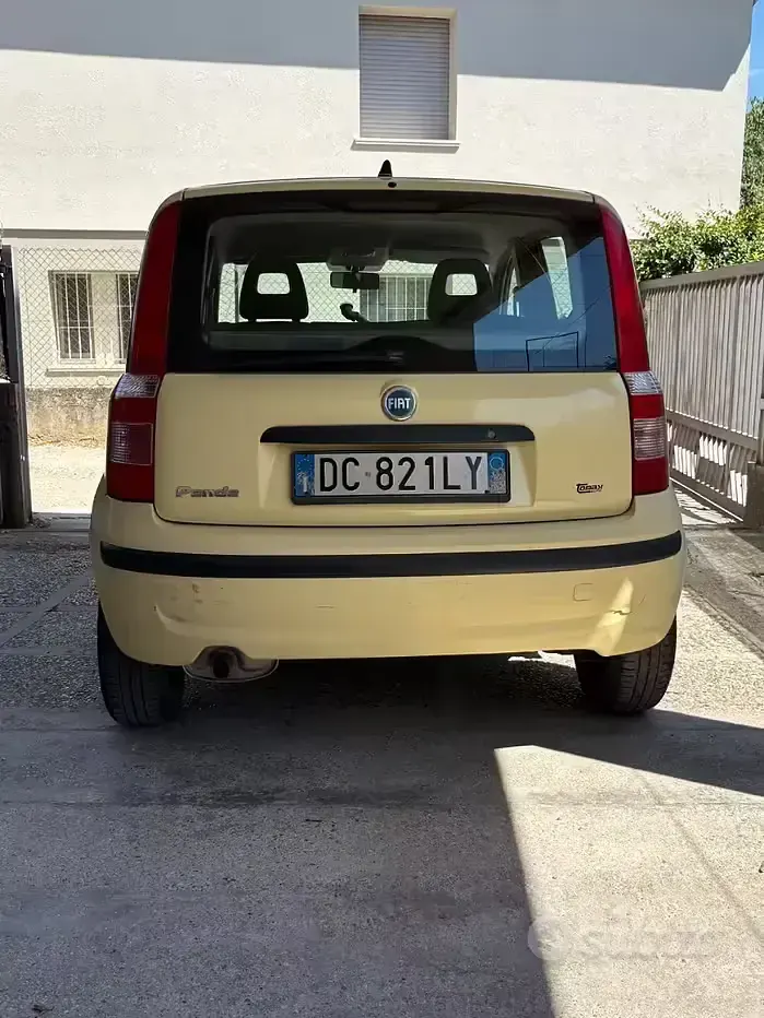 Usata Fiat Panda 54 CV (39 kW) 2005 Giallo Utilitaria