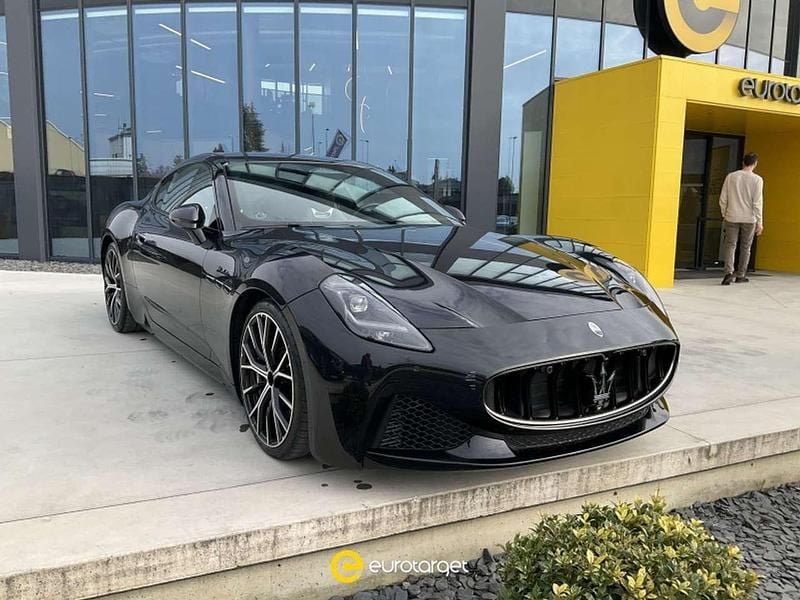 Usata Maserati Granturismo 491 CV (361 kW) 2026 Nero Coupé