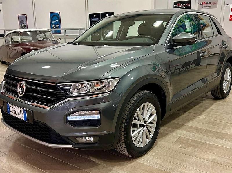 Usata VW T-Roc Business 116 CV (85 kW) 2021 Grigio SUV