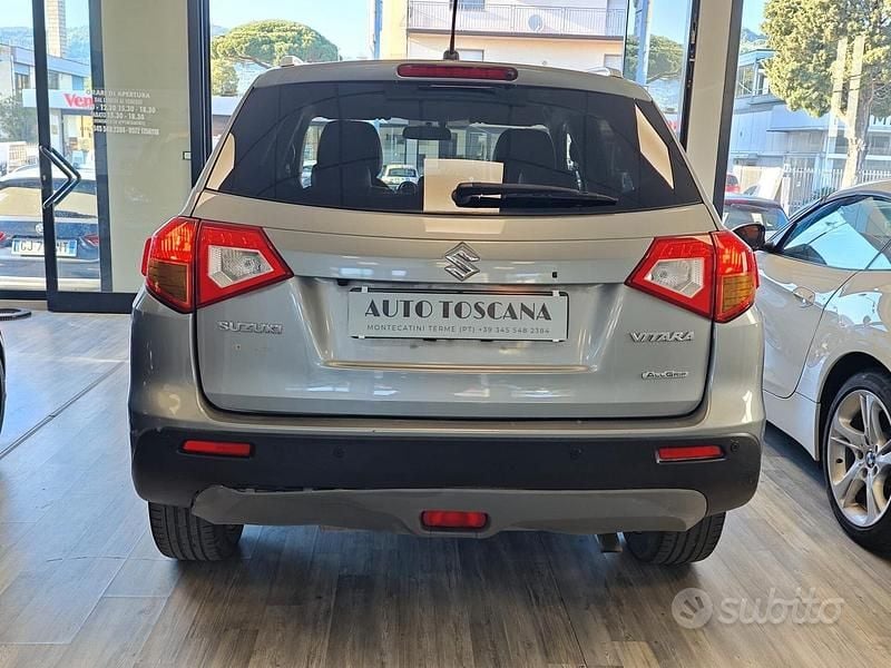 Usata Suzuki Vitara 120 CV (88 kW) 2017 Grigio SUV