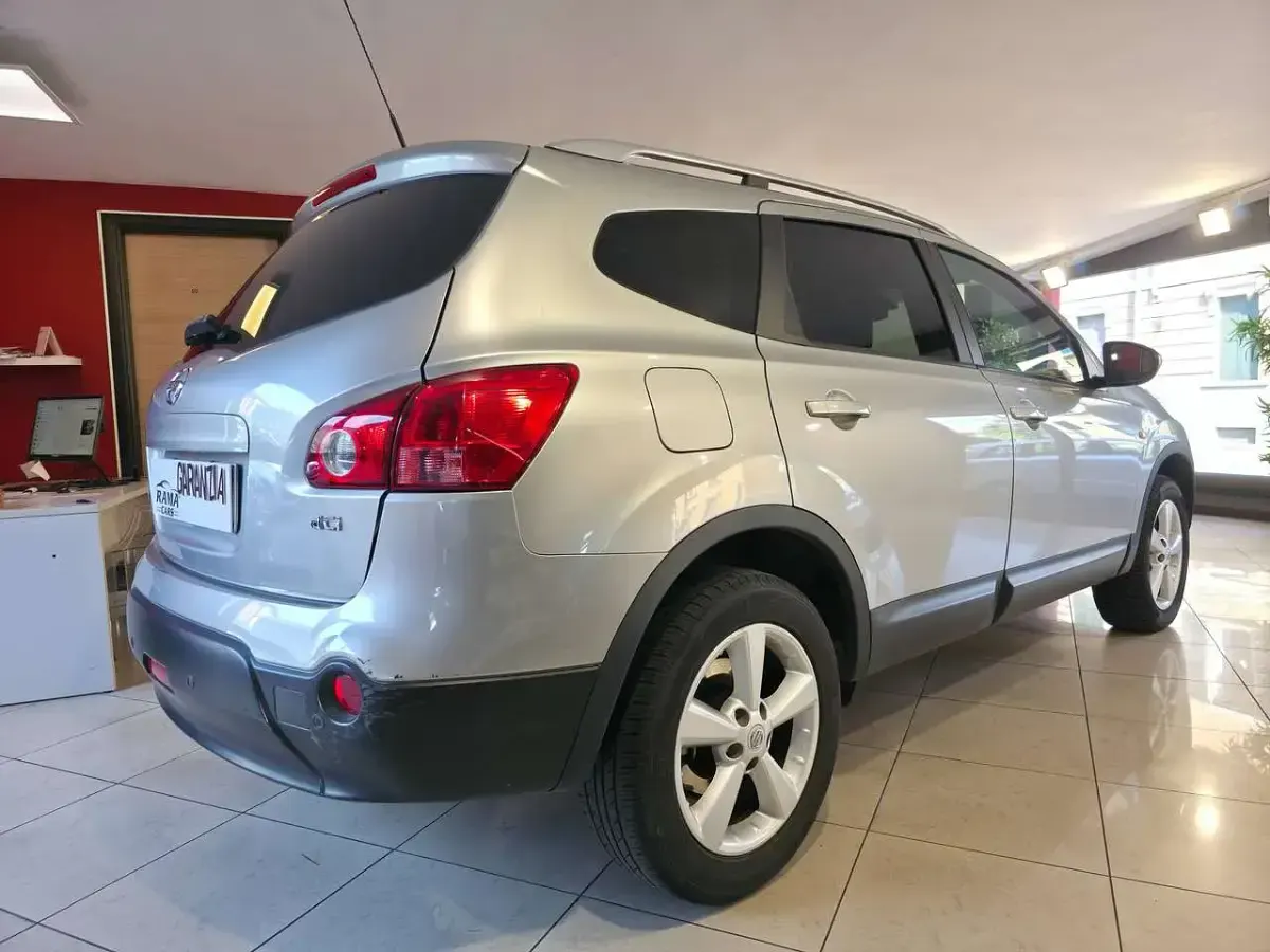 Usata Nissan Qashqai Tekna 110 CV (80 kW) 2009 Argento SUV