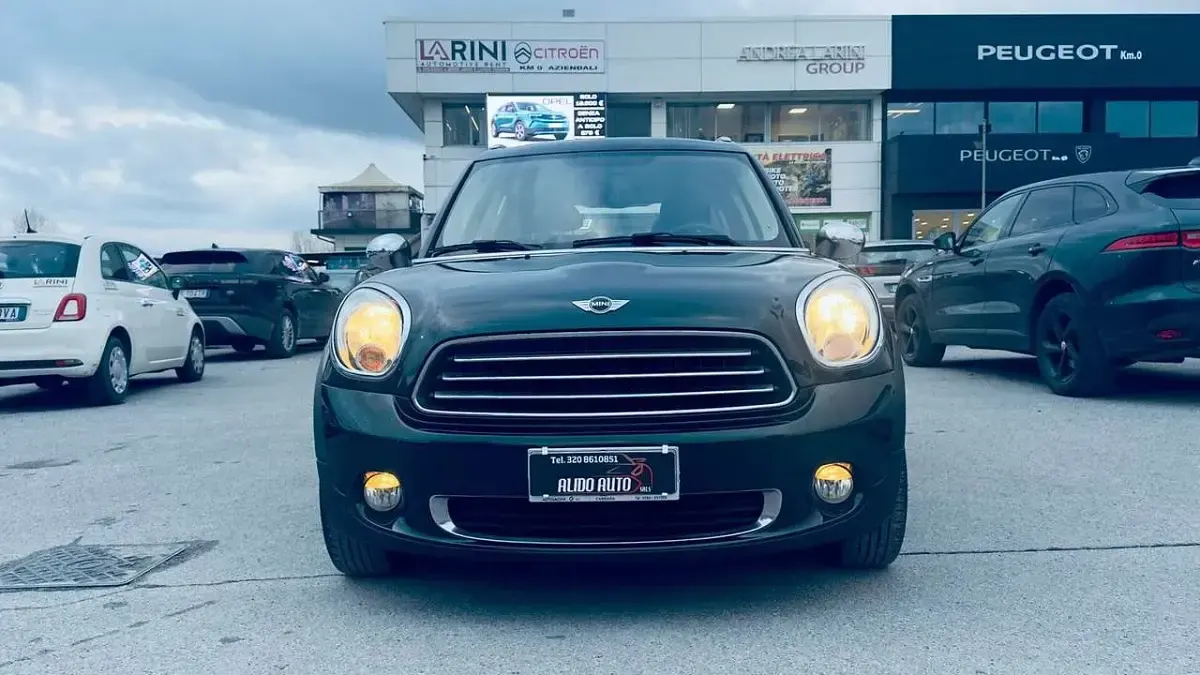 Usata Mini One D Countryman 90 CV (66 kW) 2014 Verde SUV