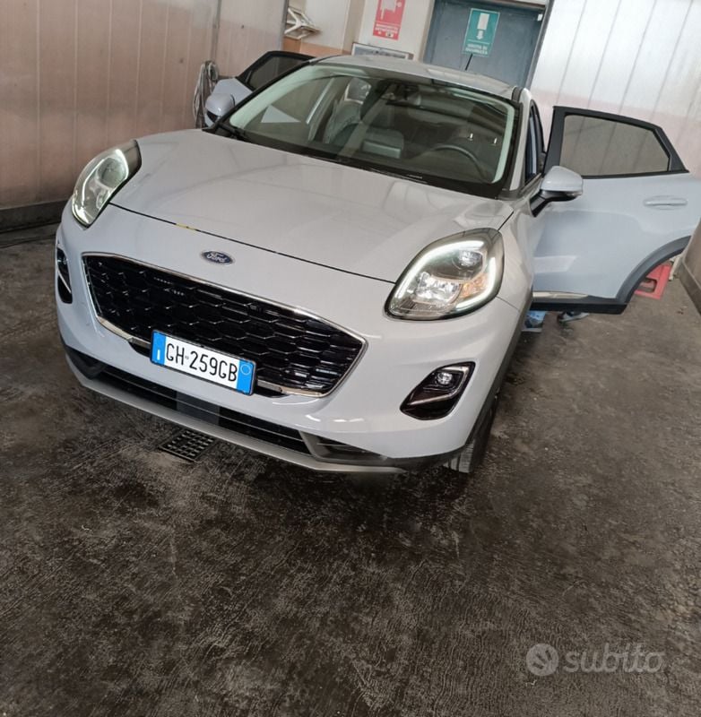 Usata Ford Puma 2022 Grigio SUV