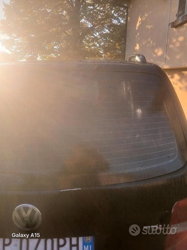 Usata VW Touran 101 CV (74 kW) 2004 Nero Monovolume