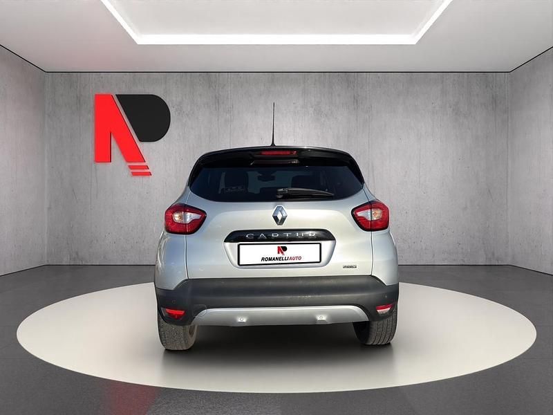 Usata Renault Captur Intens 90 CV (66 kW) 2017 Argento SUV