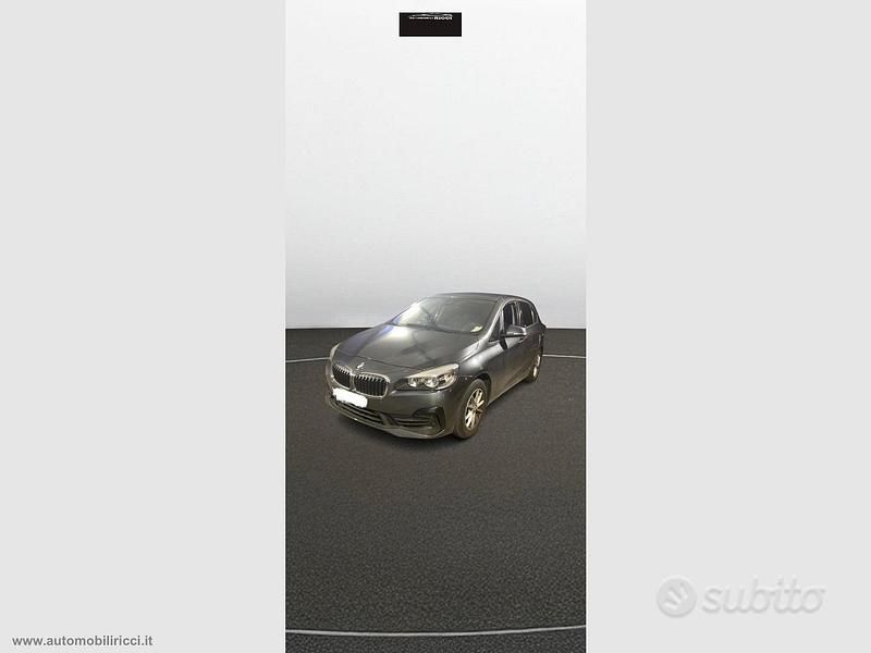 Usata BMW 216 Active Tourer Advantage 2020 Grigio Monovolume