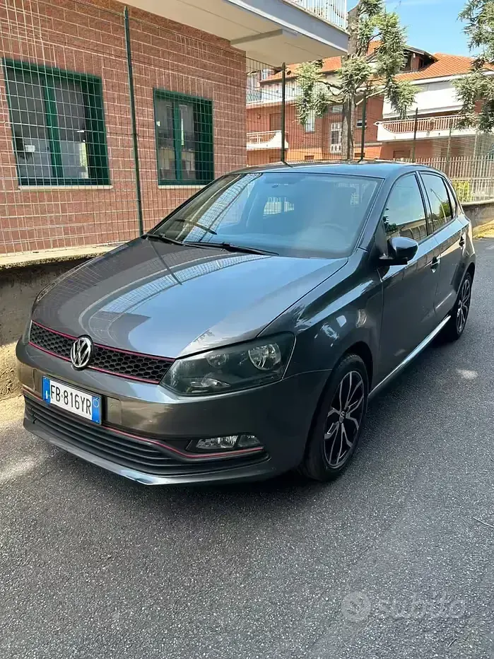 Usata VW Polo 85 CV (62 kW) 2016 Grigio Berlina