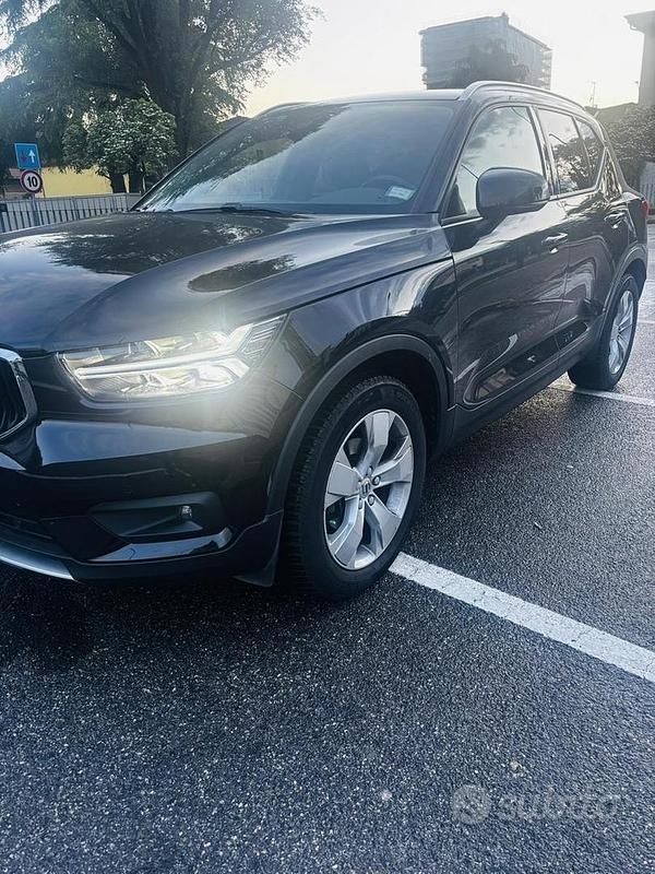 Usata Volvo XC40 Business Edition 150 CV (110 kW) 2020 SUV
