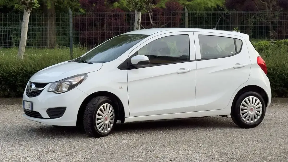 Usata Opel Karl 75 CV (55 kW) 2015 Bianco Utilitaria