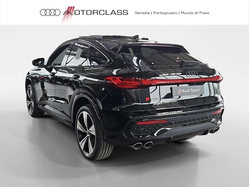 Nuova Audi SQ5 Sportback Sport 367 CV (269 kW) 2026 Nero mito metallizzato SUV