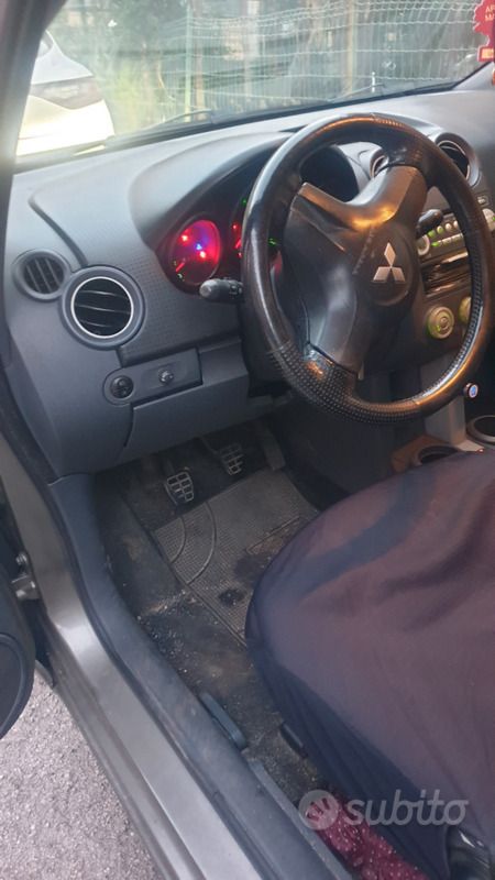 Usata 2008 Mitsubishi Colt Due volumi | 1500 € - Immagine 1/4