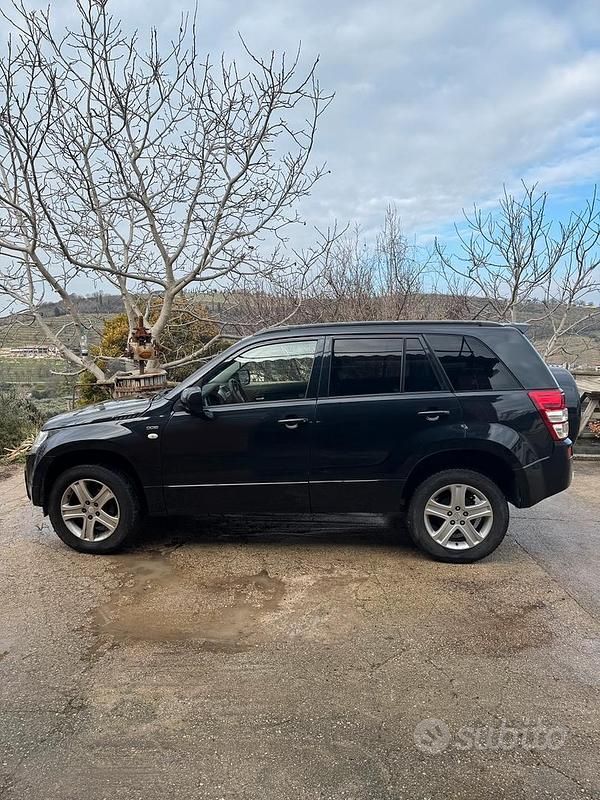 Usata Suzuki Grand Vitara 2007 Nero SUV