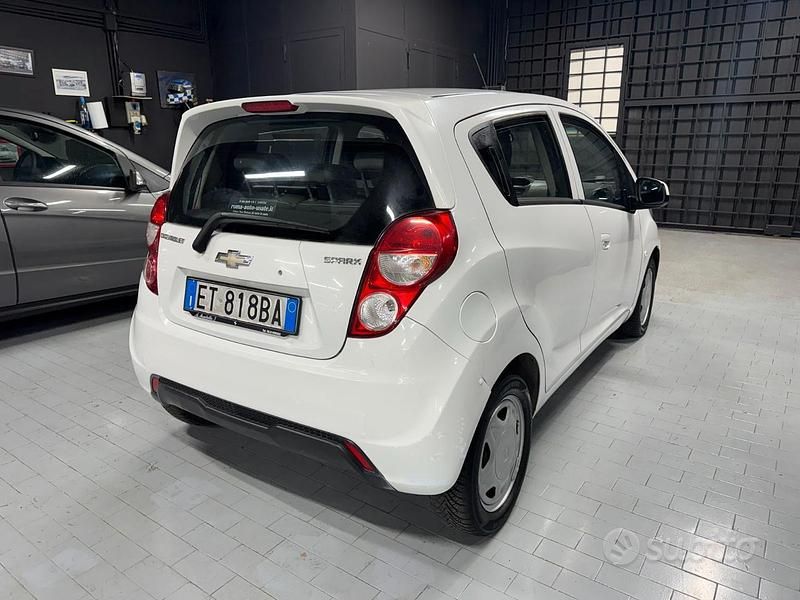Usata Chevrolet Spark LS 68 CV (50 kW) 2013 Bianco Utilitaria