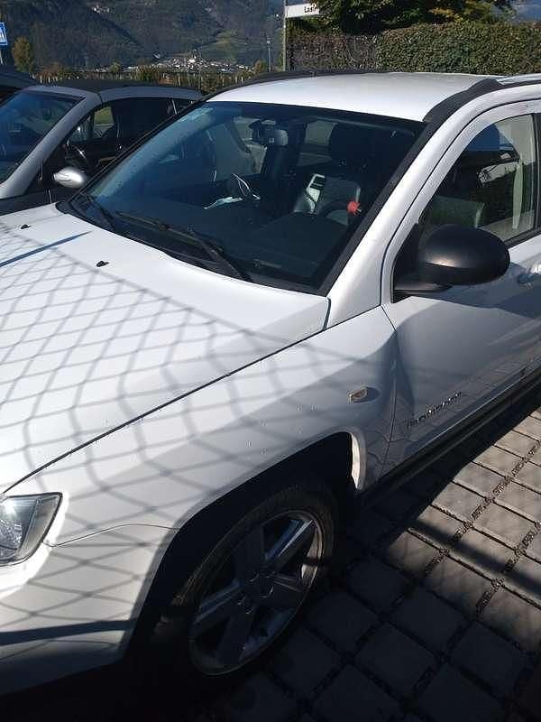 Usata Jeep Compass Limited 136 CV (100 kW) 2012 Bianco SUV