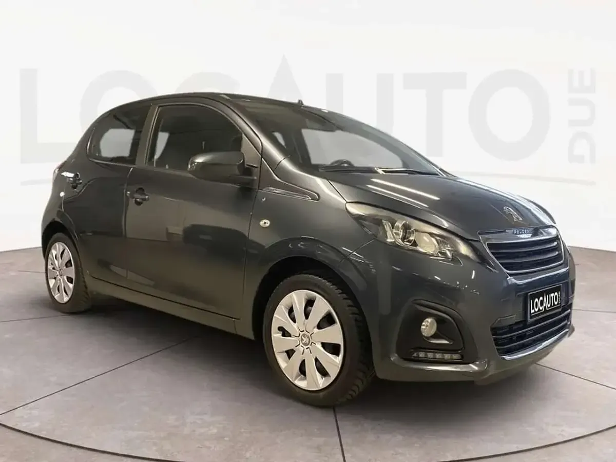Usata Peugeot 108 Active 69 CV (50 kW) 2018 Grigio Cabrio