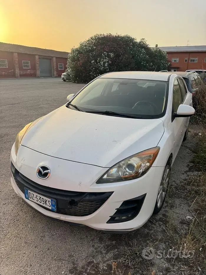 Usata Mazda 3 150 CV (110 kW) 2011 Bianco Berlina