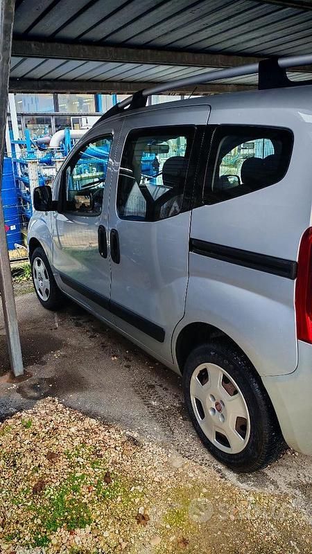 Usata Fiat Qubo Active 95 CV (69 kW) 2016 Grigio Monovolume