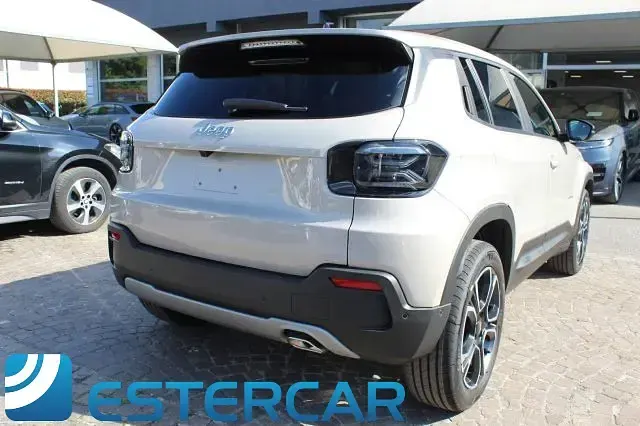 Nuova Jeep Avenger Summit 101 CV (74 kW) 2025 Beige metallizzato SUV