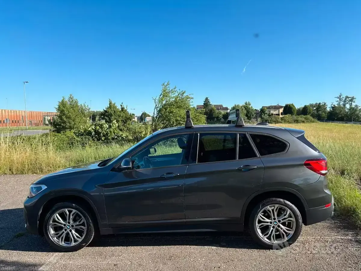 Usata BMW X1 150 CV (110 kW) 2020 Grigio SUV