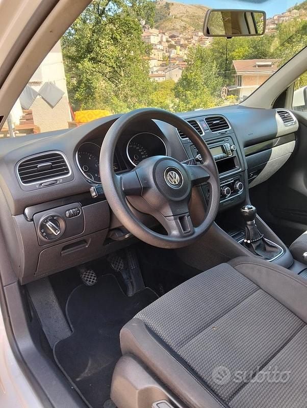 Usata VW Golf Plus 105 CV (77 kW) 2011 Bianco Monovolume