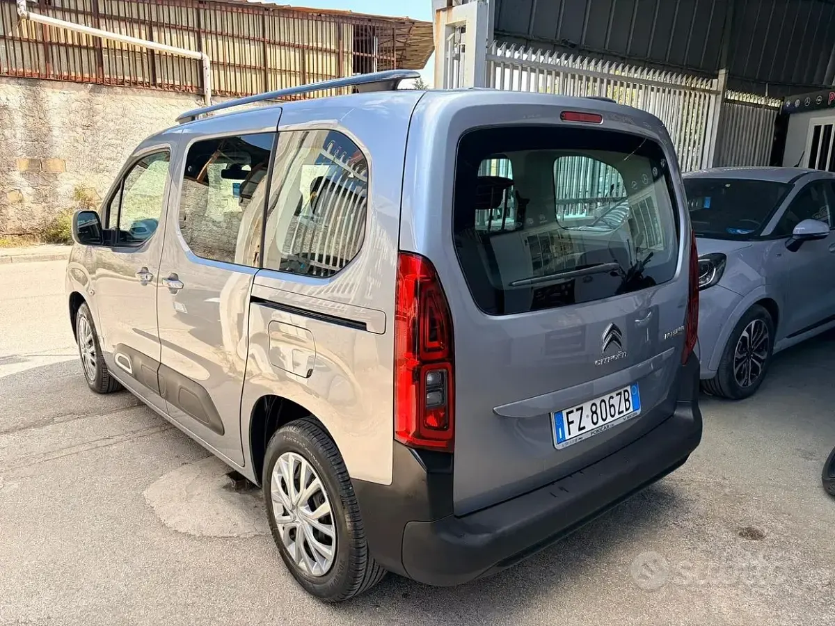 Usata Citroën Berlingo 102 CV (75 kW) 2020 Grigio Monovolume