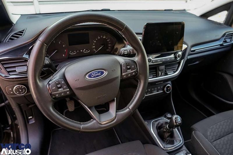 Usata Ford Fiesta Titanium 125 CV (91 kW) 2022 Nero metallizzato Utilitaria