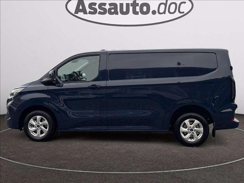 Usata Ford Transit Custom Titanium 136 CV (100 kW) 2024 Blu metallizzato Furgone