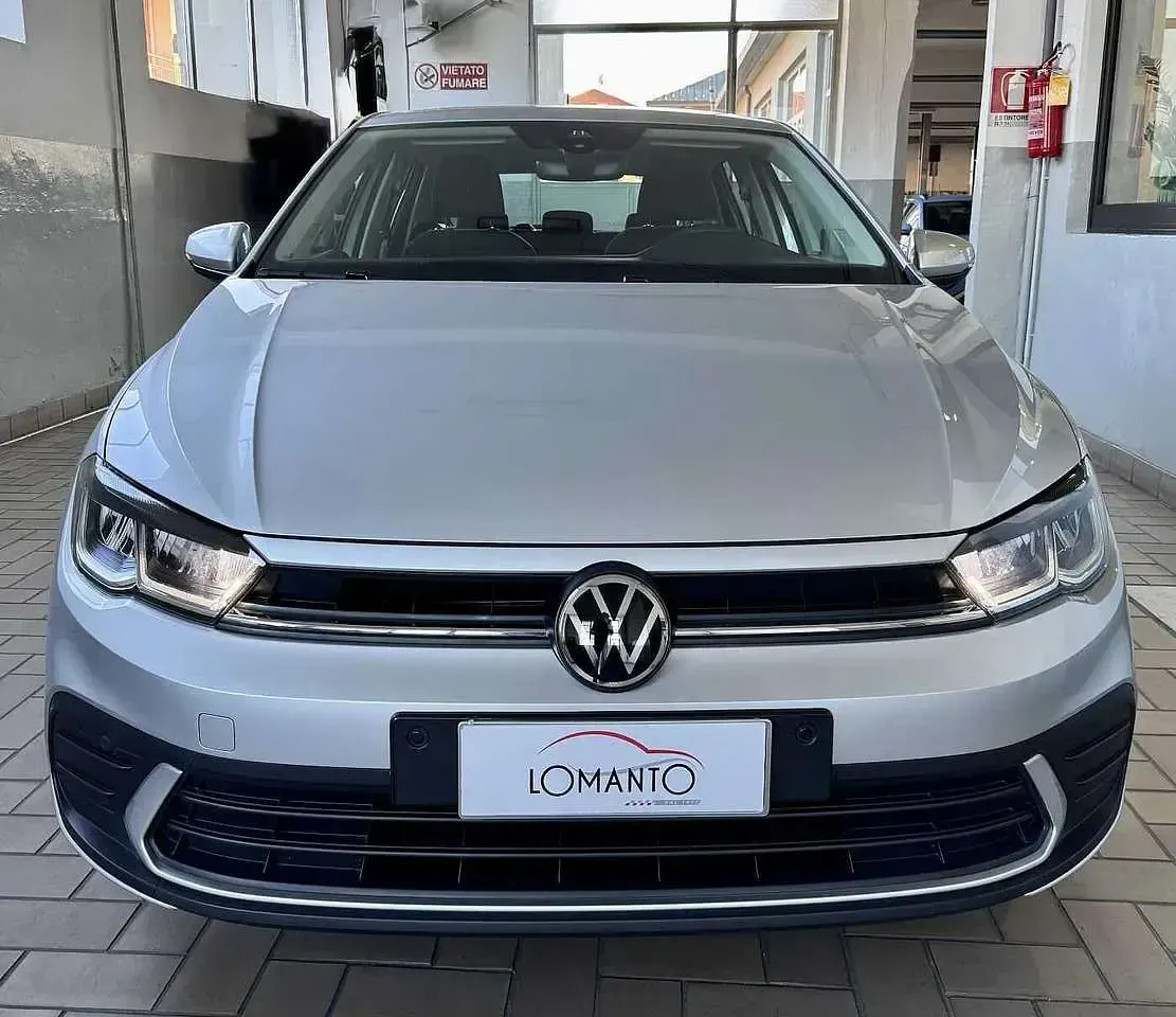Usata VW Polo Life 80 CV (58 kW) 2024 Argento Utilitaria