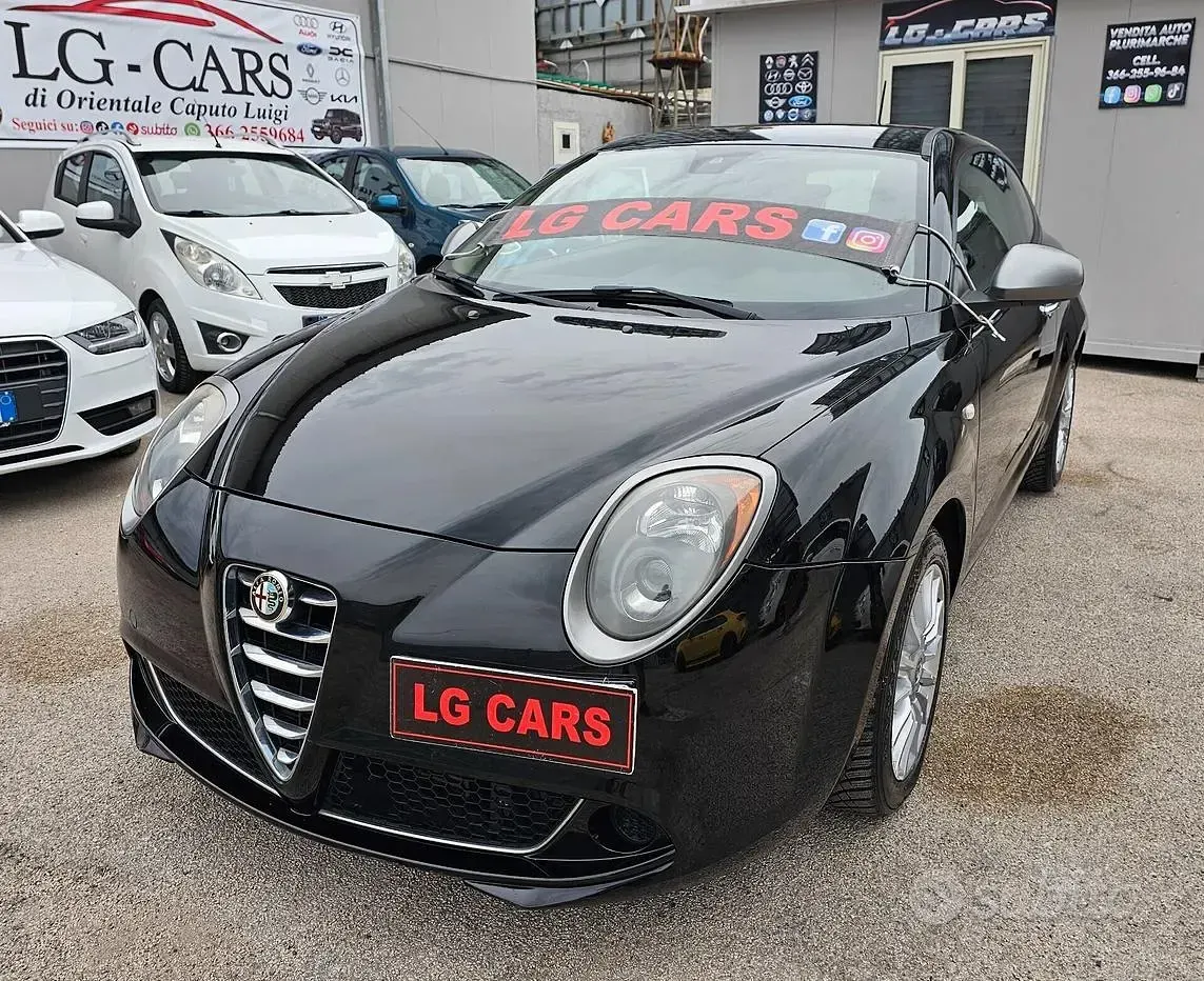 Usata Alfa Romeo MiTo Distinctive 85 CV (62 kW) 2015 Nero Utilitaria