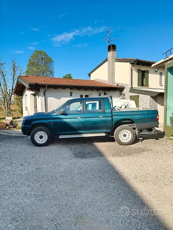 Usata Mitsubishi L200 100 CV (73 kW) 1997 Pick-up