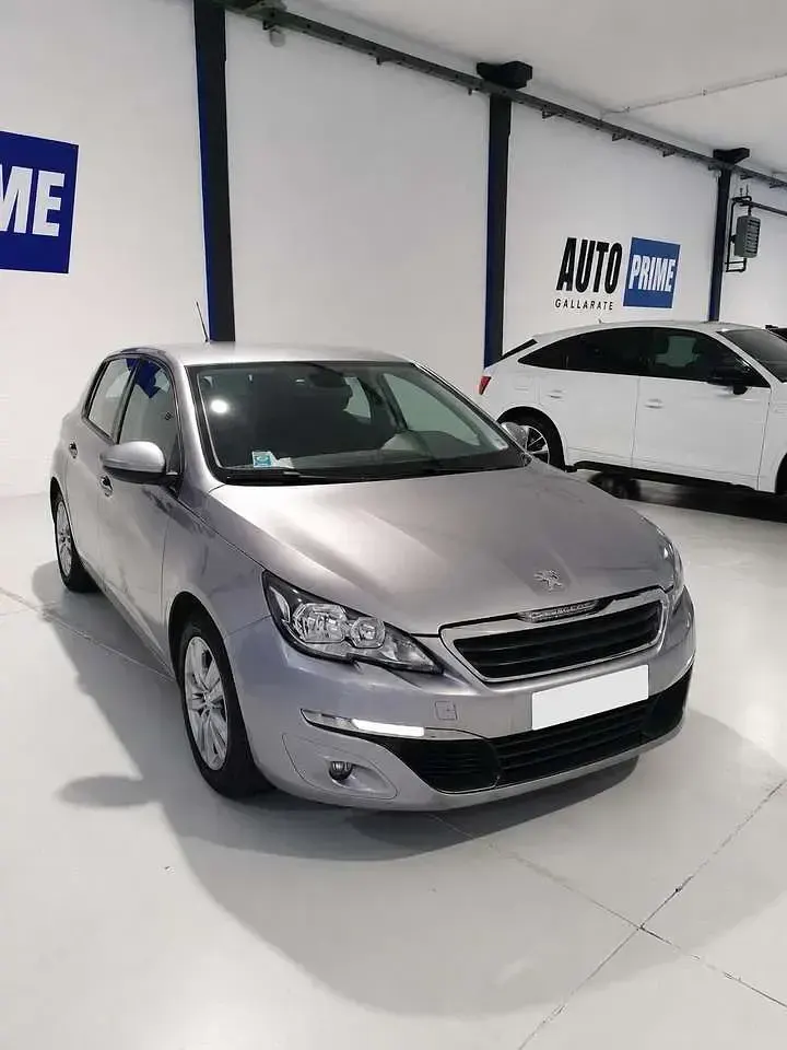 Usata Peugeot 308 Business-Line 114 CV (83 kW) 2013 Argento Berlina