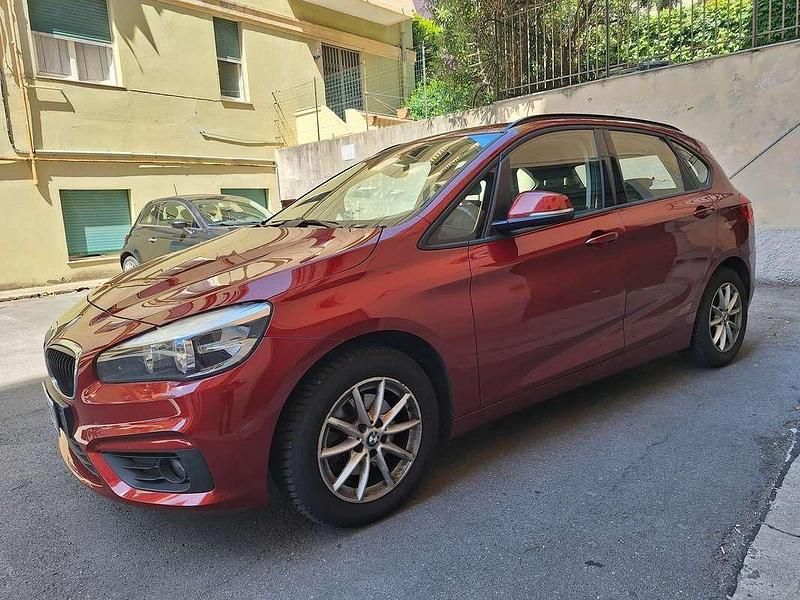 Usata BMW 218 Active Tourer Advantage 150 CV (110 kW) 2015 Rosso Monovolume
