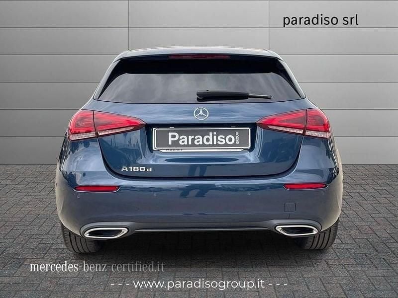 Usata Mercedes A180 Edition 116 CV (85 kW) 2022 Blu/azzurro Berlina