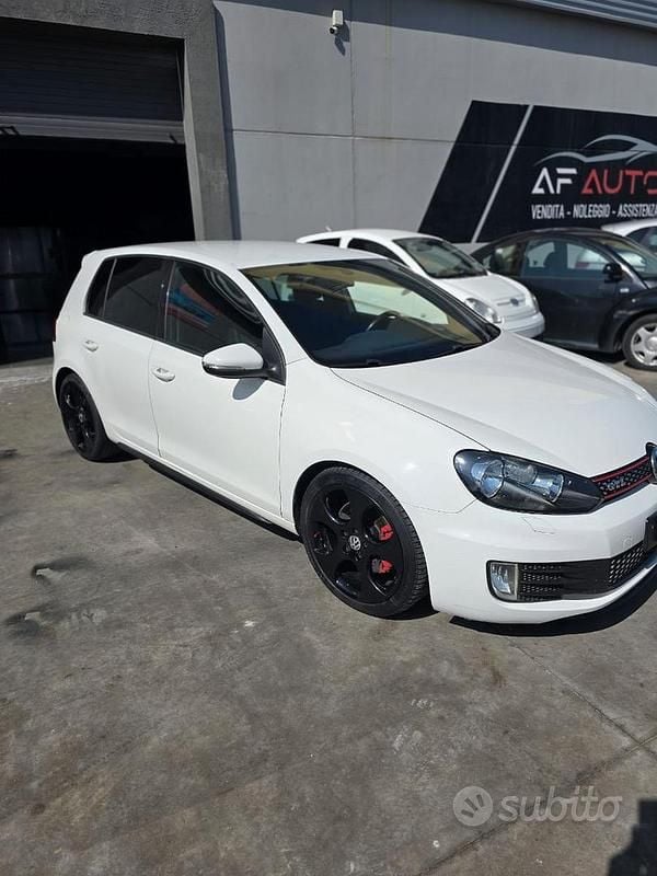 Usata VW Golf VI GTI 211 CV (155 kW) 2011 Bianco Utilitaria