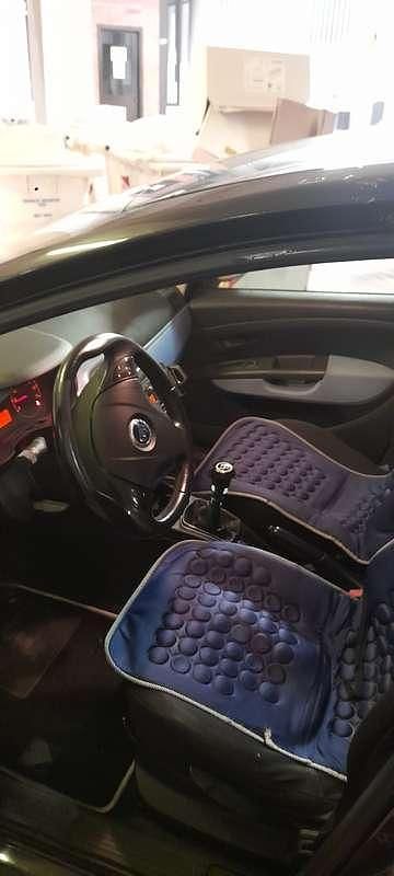 Usata Fiat Grande Punto Dynamic 65 CV (47 kW) 2006 Utilitaria