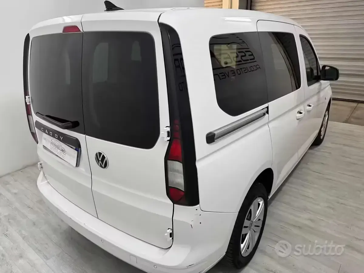 Occasion VW Caddy 102 ch (75 kW) 2022 Blanc Monospace