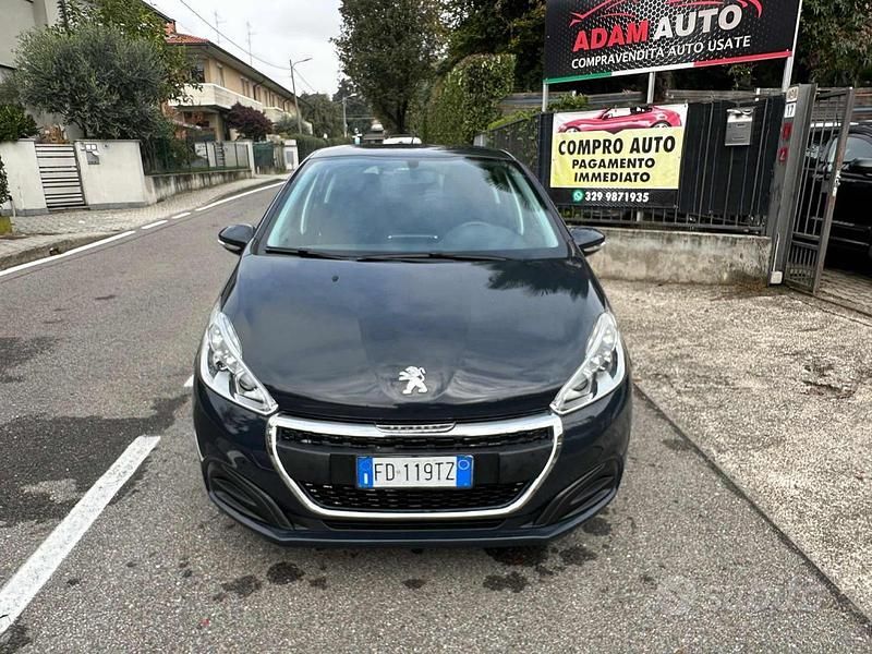 Usata Peugeot 208 Active 68 CV (50 kW) 2016 Grigio Utilitaria