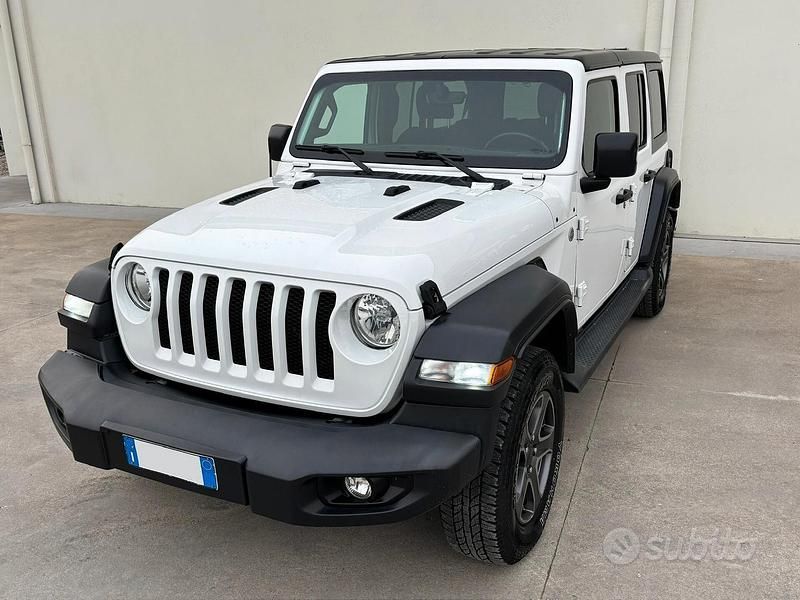 Usata Jeep Wrangler Unlimited Sport 200 CV (147 kW) 2019 Bianco SUV