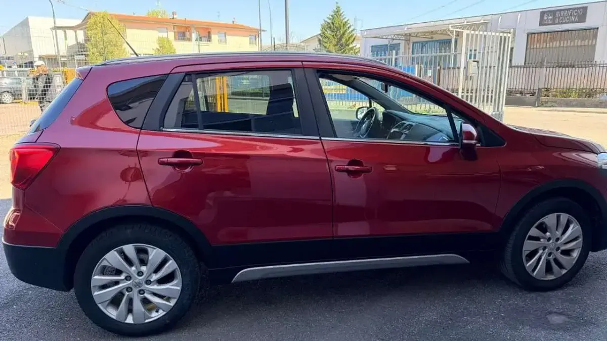 Usata Suzuki SX4 S-Cross Cool 129 CV (94 kW) 2020 Rosso SUV