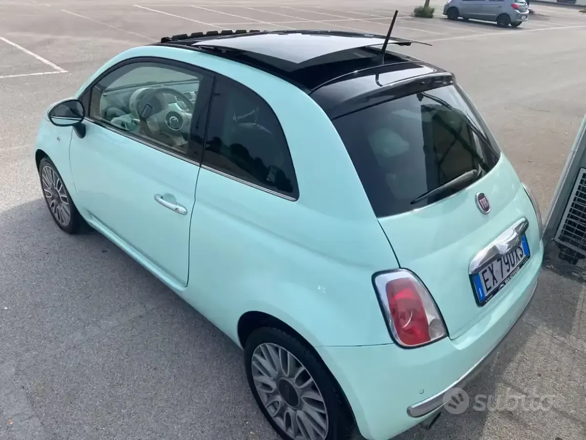 Begagnad Fiat 500 69 HK (50 kW) 2015 Blå Sedan