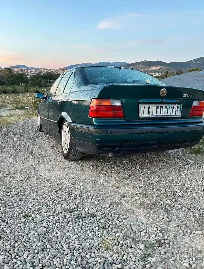 Usata BMW 318 90 CV (66 kW) 1998 Berlina