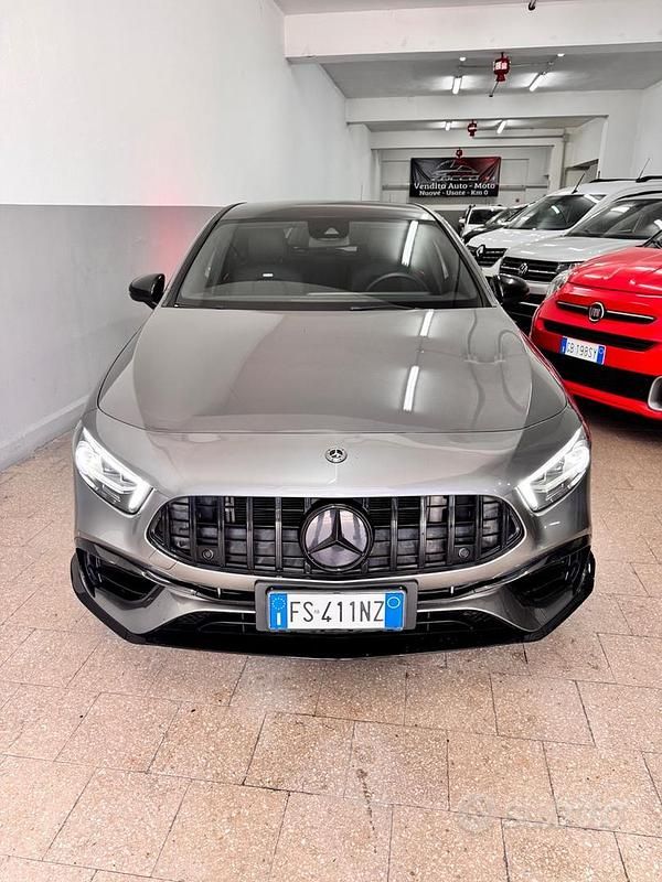 Usata Mercedes A180 Premium 116 CV (85 kW) 2018 Grigio Berlina
