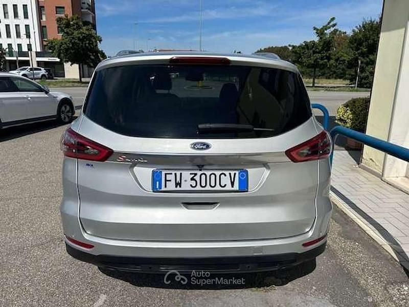 Usata Ford S-MAX Titanium 150 CV (110 kW) 2019 Argento Monovolume