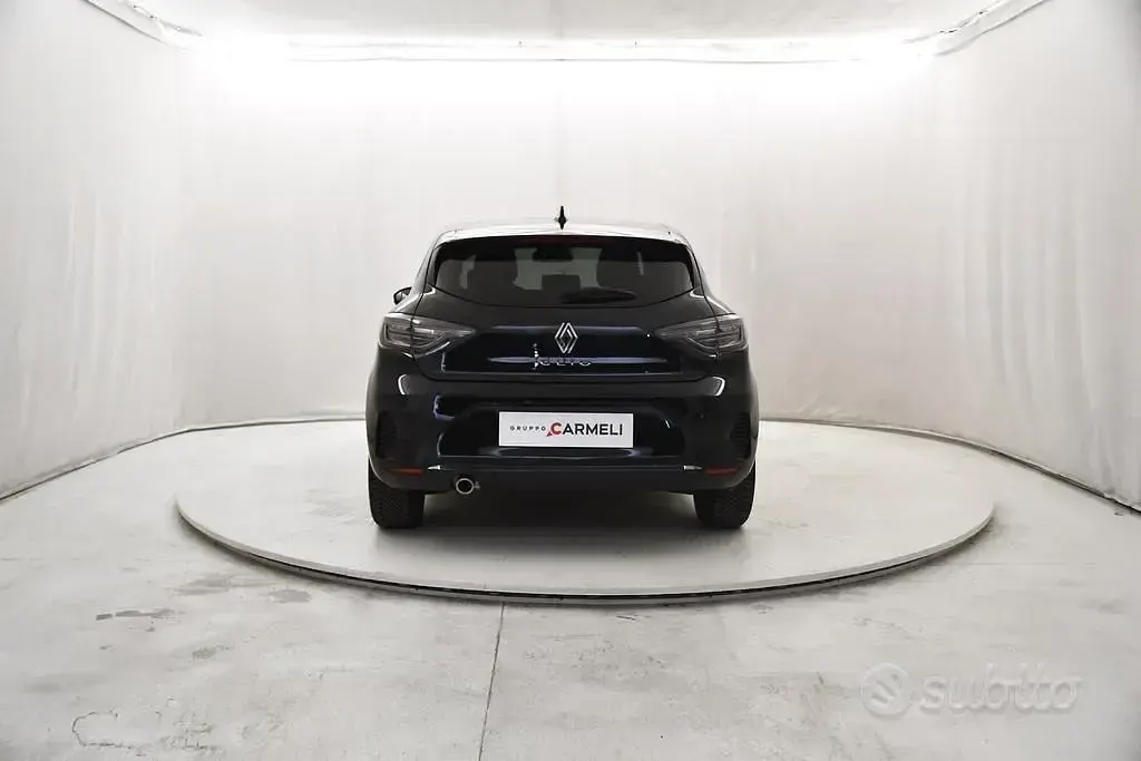 Usata Renault Clio V Techno 91 CV (66 kW) 2025 Nero Berlina