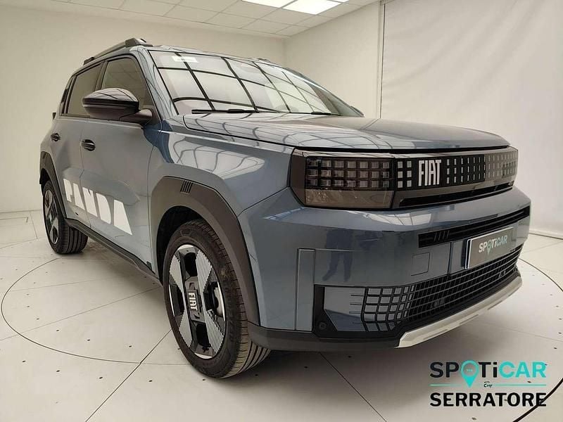 Usata Fiat Grande Panda La Prima 110 CV (80 kW) 2025 Blu Utilitaria