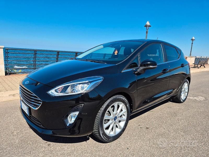 Usata Ford Fiesta 80 CV (58 kW) 2019 Nero Utilitaria