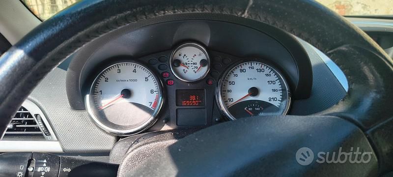 Usata Peugeot 207 88 CV (64 kW) 2008 Nero Berlina